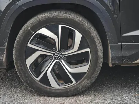Volkswagen Tharu, миниатюра 12