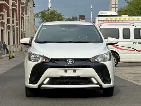 Toyota Yaris, миниатюра 2