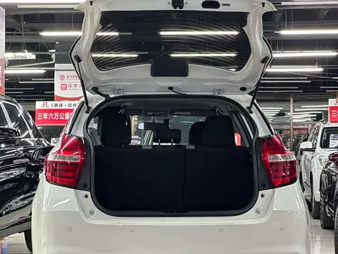 Toyota Yaris, миниатюра 12
