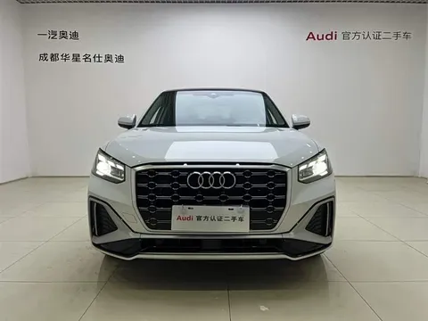 Audi Q2L, миниатюра 2