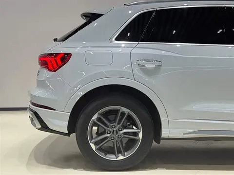 Audi Q3, миниатюра 7