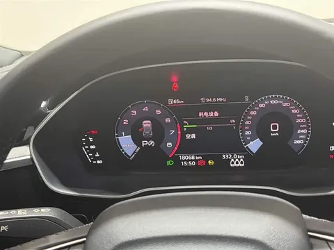 Audi Q3, миниатюра 9