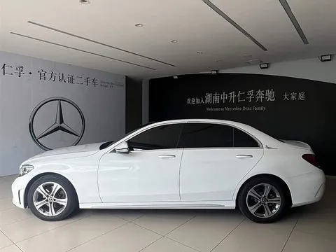 Mercedes-Benz C-Class, миниатюра 11
