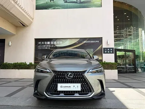 Lexus NX, миниатюра 3
