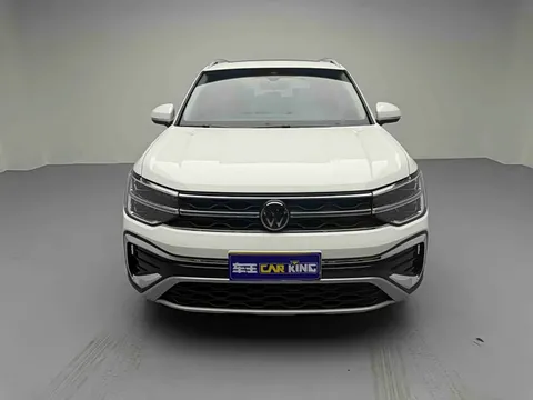 Volkswagen Tharu, миниатюра 2