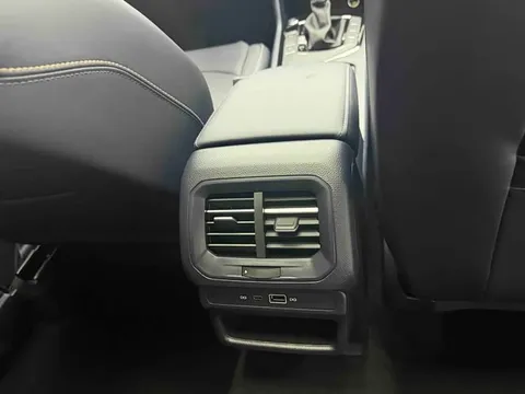 Volkswagen Tharu, миниатюра 6