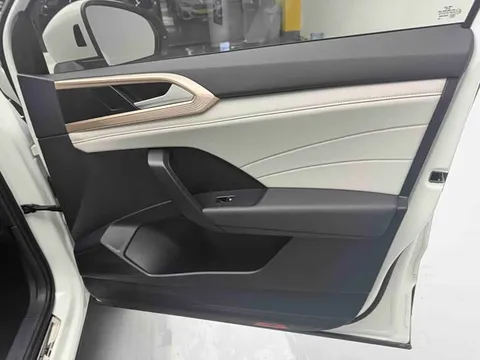 Volkswagen Tharu, миниатюра 9
