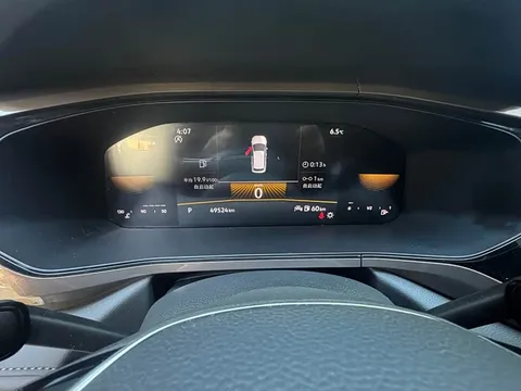 Volkswagen Tharu, миниатюра 18