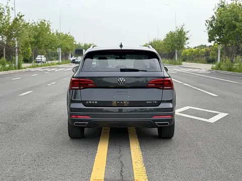 Volkswagen Tharu, миниатюра 5