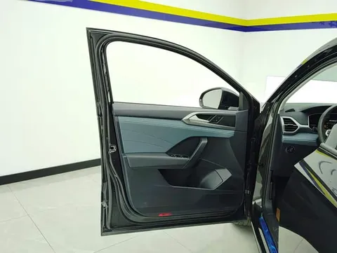 Volkswagen Tharu, миниатюра 7