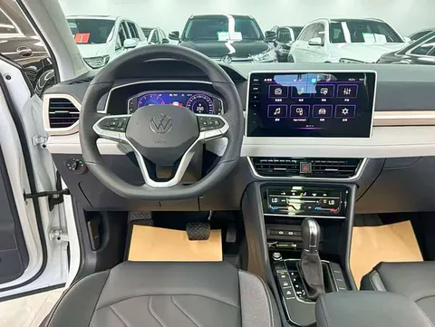Volkswagen Tharu, миниатюра 10