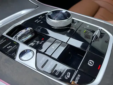 BMW X7, миниатюра 6
