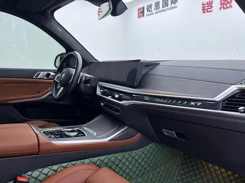 BMW X7, миниатюра 11