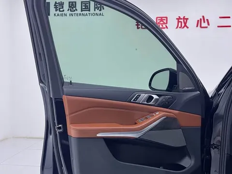BMW X7, миниатюра 18