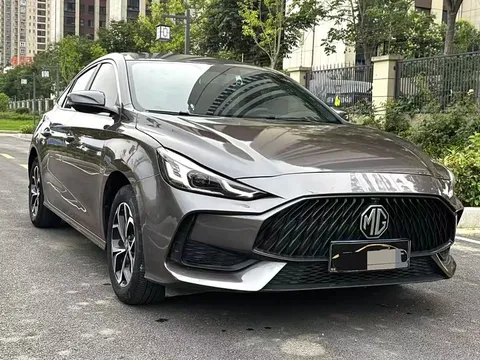 MG MG5, миниатюра 3