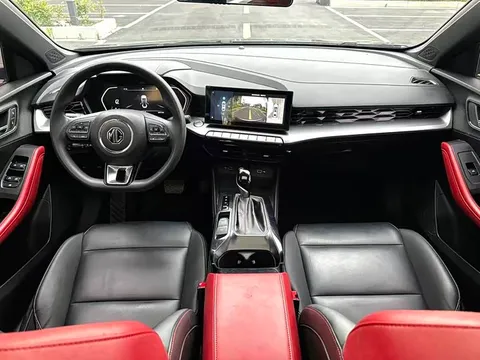 MG MG5, миниатюра 4