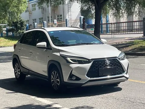 Toyota Yaris, миниатюра 2