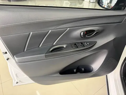 Toyota Yaris, миниатюра 8