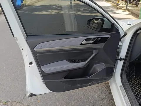 Volkswagen Lavida, миниатюра 7