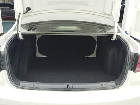 Volkswagen Lavida, миниатюра 4