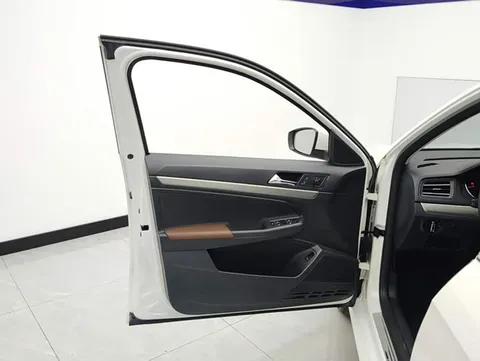 Volkswagen Lavida, миниатюра 7