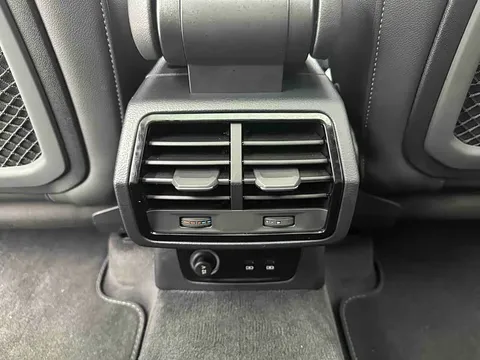 Audi Q3, миниатюра 13