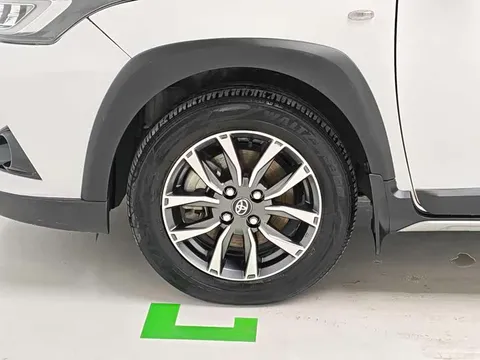 Toyota Yaris, миниатюра 8