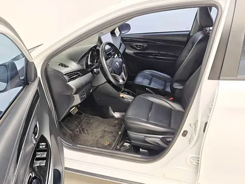 Toyota Yaris, миниатюра 13