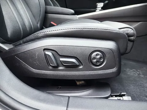Audi A4L, миниатюра 17