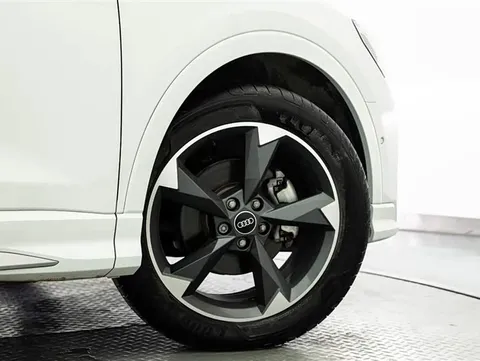 Audi Q3, миниатюра 18