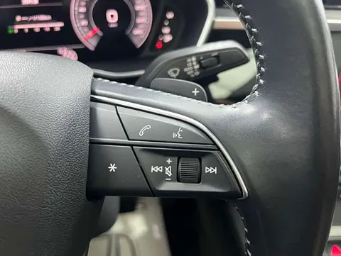 Audi Q3, миниатюра 13