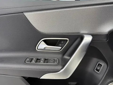 Mercedes-Benz A, миниатюра 11