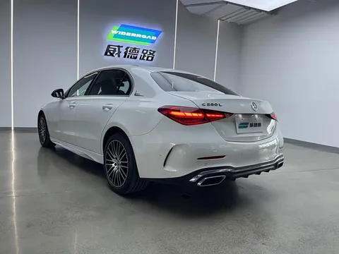Mercedes-Benz C-Class, миниатюра 3