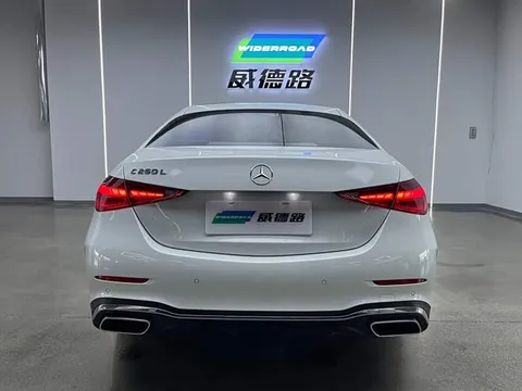 Mercedes-Benz C-Class, миниатюра 6