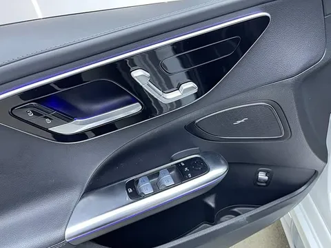Mercedes-Benz C-Class, миниатюра 11