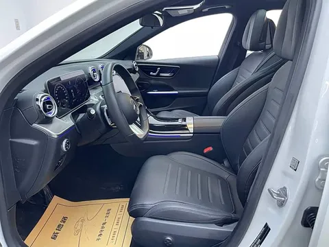 Mercedes-Benz C-Class, миниатюра 13