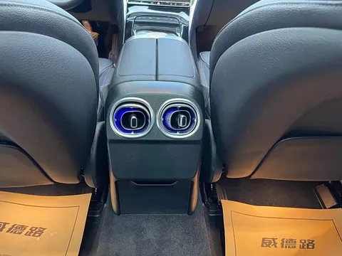 Mercedes-Benz C-Class, миниатюра 19