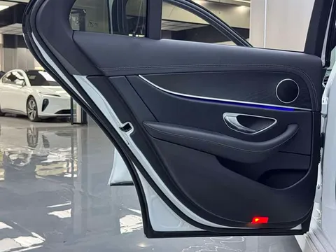 Mercedes-Benz E, миниатюра 6