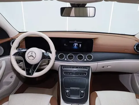 Mercedes-Benz E, миниатюра 25