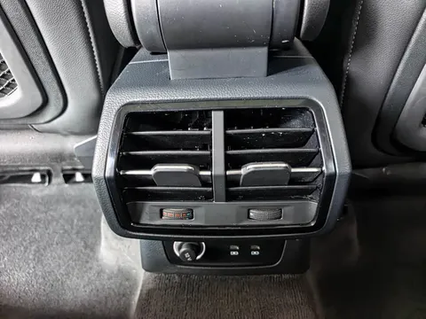 Audi Q3, миниатюра 14