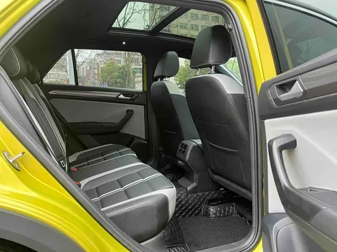 Volkswagen T-ROC, миниатюра 9