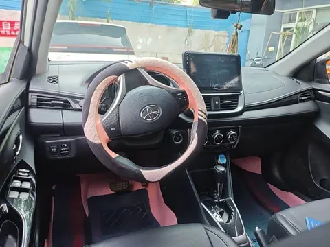 Toyota Yaris, миниатюра 6