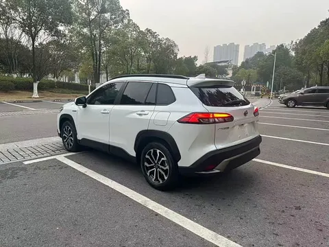 Toyota Frontlander, миниатюра 3