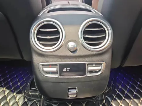 Mercedes-Benz GLC, миниатюра 11