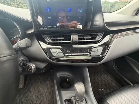 Toyota IZOA, миниатюра 18