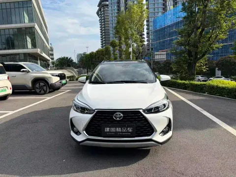 Toyota YARiS L, миниатюра 2