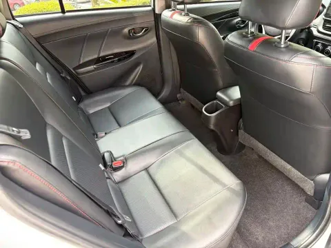 Toyota YARiS L, миниатюра 11