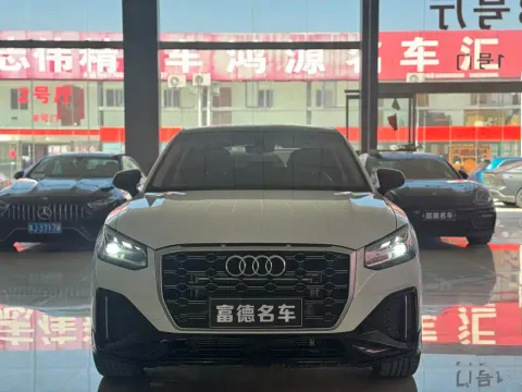 Audi Q2L, миниатюра 2