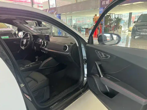 Audi Q2L, миниатюра 13