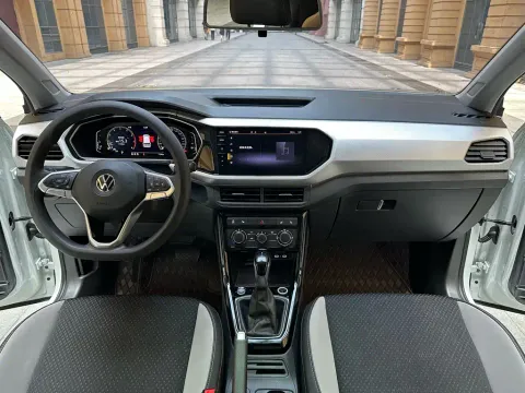 Volkswagen 2021 1.5L, миниатюра 6